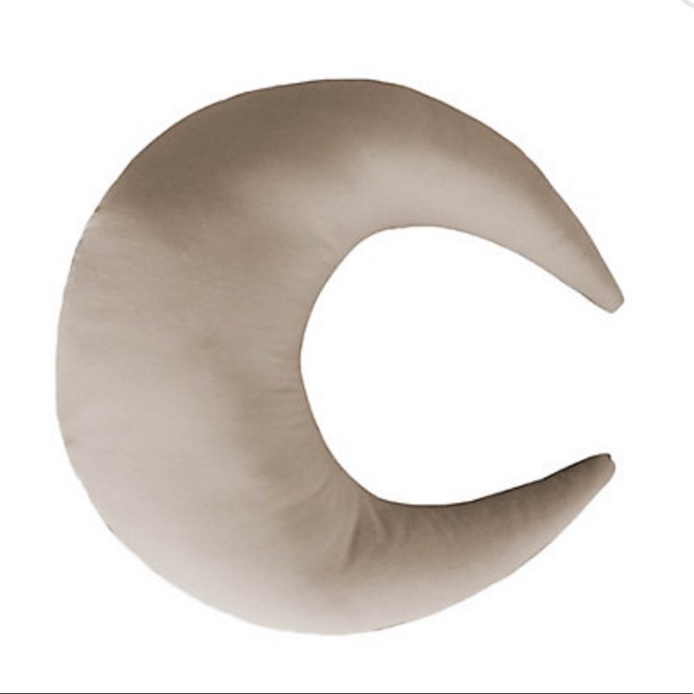 Snuggle Me feeding pillow